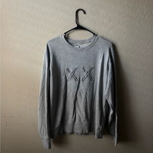 Uniqlo x KAWS Sweater